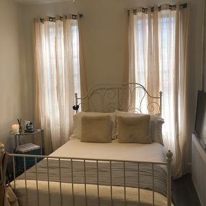 Full size bed,mattress is not included